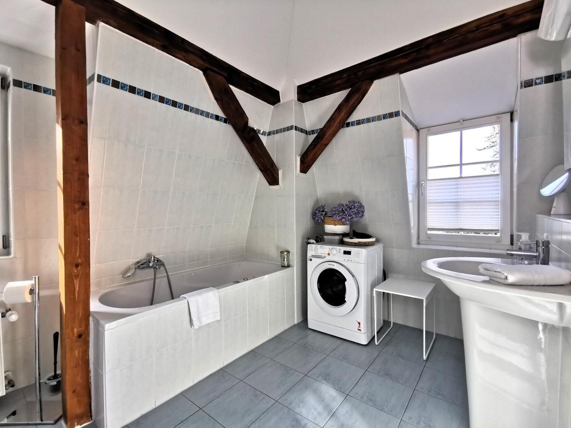 Bohnapartments Steigerwald - Natur In Der Stadt - Vollausstattung - Wlan - Gratis Parkplaetze Ерфурт Екстериор снимка